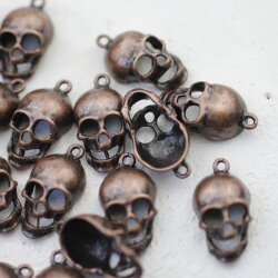 10 Antique Copper Skull Charms, Deaths head Pendants