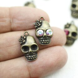 10 Antique Brass Lady Skull, Deaths head Charms Pendant