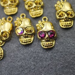 10 Lady Totenkopf Anhänger, gold Charms