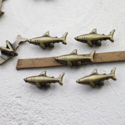 10 Hai Schiebeperlen, Mini-Slider, Altmessing Hai
