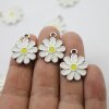 10 Enamel Daisy Charms, White Daisy Flower, Flower Charms, Daisy Pendant