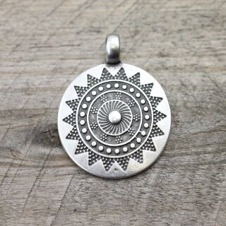 1 Sun Mandala Round Disc Pendants 33 mm, antique silver