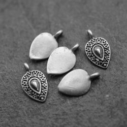 10 Drop Charms, Pendants 19x11 mm (Ø 2 mm), antique silver