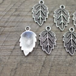 10 Leaf Charms antique silver