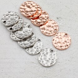 5 Hammered Surface Round Charms Pendants 21 mm (Ø 2,5 mm), Rosegold