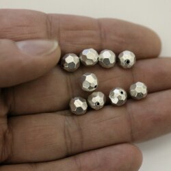 10 Stk. Facetten Perlen 7 mm, altsilber