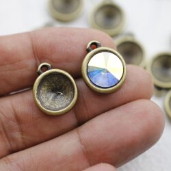 10 Pendant cups for 12 mm Rivoli Crystals, antique brass