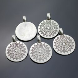 5 Sun Mandala Round Disc Pendants 29 mm (Ø 6 mm), antique silver