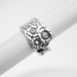 floral ring, Antique Silver