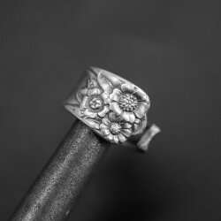 floral ring, Antique Silver