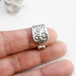 floral ring, Antique Silver