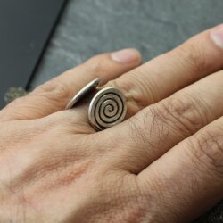 Stylisher Kreisel Ring