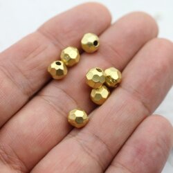 10 pcs. Facetted  Beads, Metal  Beads 7 mm, matte Gold