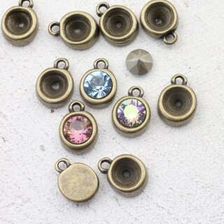 10 Pendant cups for 8 mm Chatons Swarovski Crystals, Antique Brass