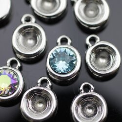 10 Anhänger Fassungen für 8 mm Chatons Swarovski Stein, Rhodium