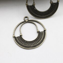 5 Boho Ethno Anhänger Charms, altmessing