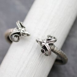  Silber Armspange, Armreif mit Widderkopf