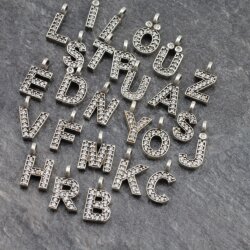 Süße Buchstaben Anhänger Charms mit Kristallen, Altsilber V