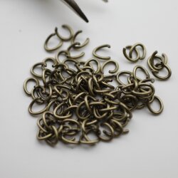 200 Oval Jump Rings 8x6 mm (Ø 1,2 mm) Antique Bronze