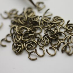 200 Oval Jump Rings 8x6 mm (Ø 1,2 mm) Antique Bronze
