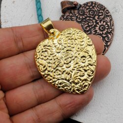 Heart with Flowers Pendant, Gold