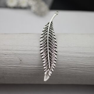 5 Silver leaf Charms, Long Leaf Charm Pendants