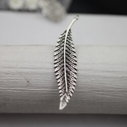 5 Silver leaf Charms, Long Leaf Charm Pendants