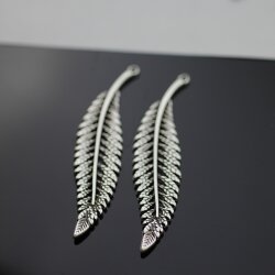 5 Silver leaf Charms, Long Leaf Charm Pendants