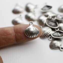 10 Silver Shell Charms, Shell Pendant