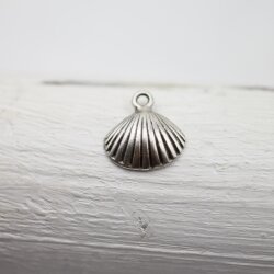 10 Silver Shell Charms, Shell Pendant