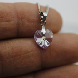 Violet Glam Herz Kette mit 10 mm Swarovski Kristallen, handgefertigt