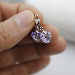 Violet Glam Herz Ohrringe mit 10 mm Swarovski Kristallen, handgefertigt