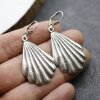 5 Antique Silver Shell Charms