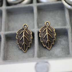 10 Leaf Charms antique brass