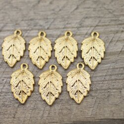 10 Leaf Charms Matte Gold