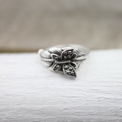 Silver eagle ring