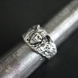 Medusa Ring