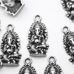 10 Dark Silver Elephant Ganesha Charms Pendants