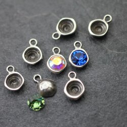 20 Antique Silver Pendants Settings for Swarovski and Preciosa Crystal 8 mm